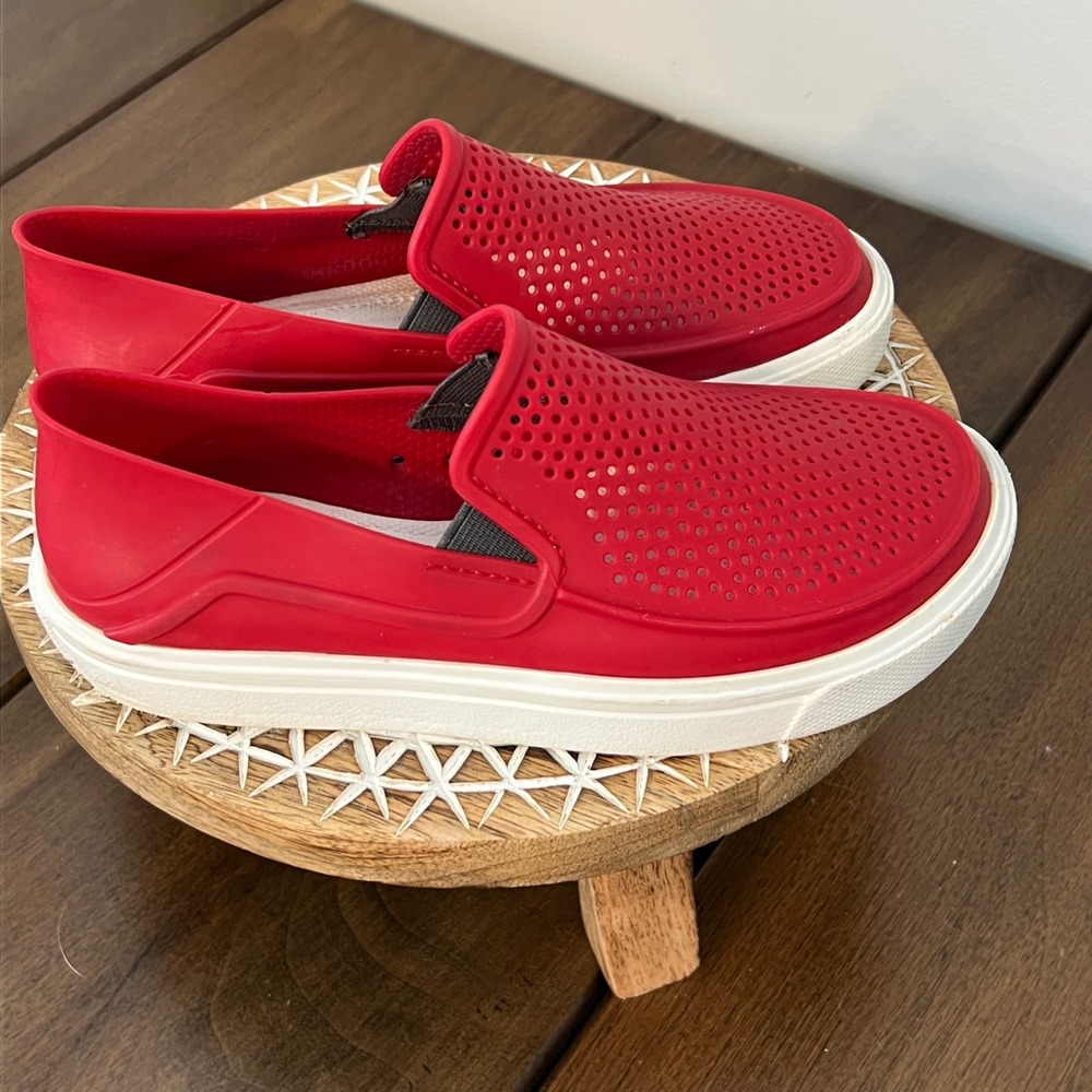 Crocs Citilane Roka Slip On Kids Shoes Red Perforated Sneakers